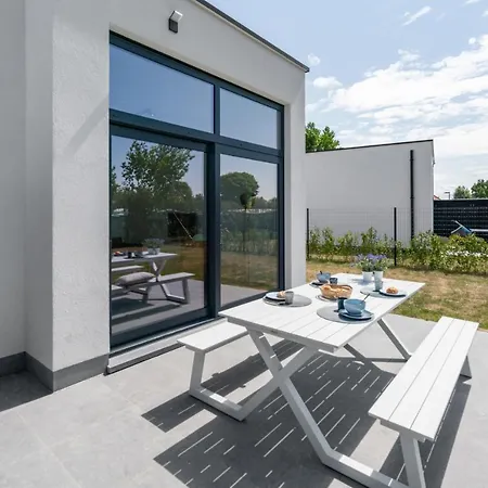 Dom wakacyjny Maison Basil - House With Garden And Parking Middelkerke
