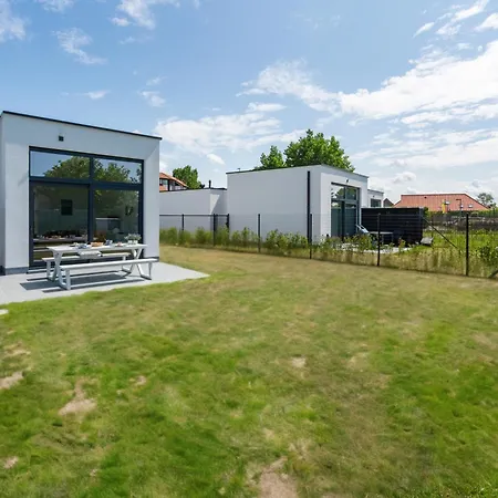 Prázdninový dům Maison Basil - House With Garden And Parking Middelkerke